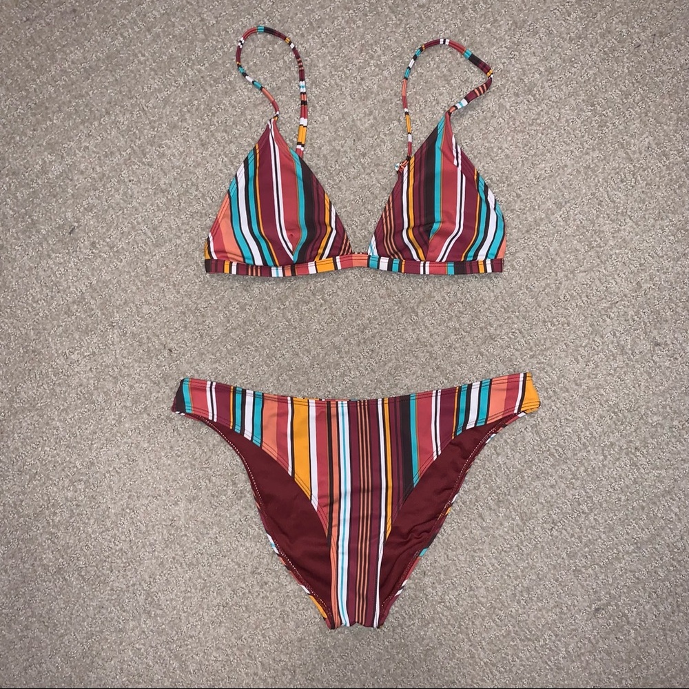 Striped bikini set
